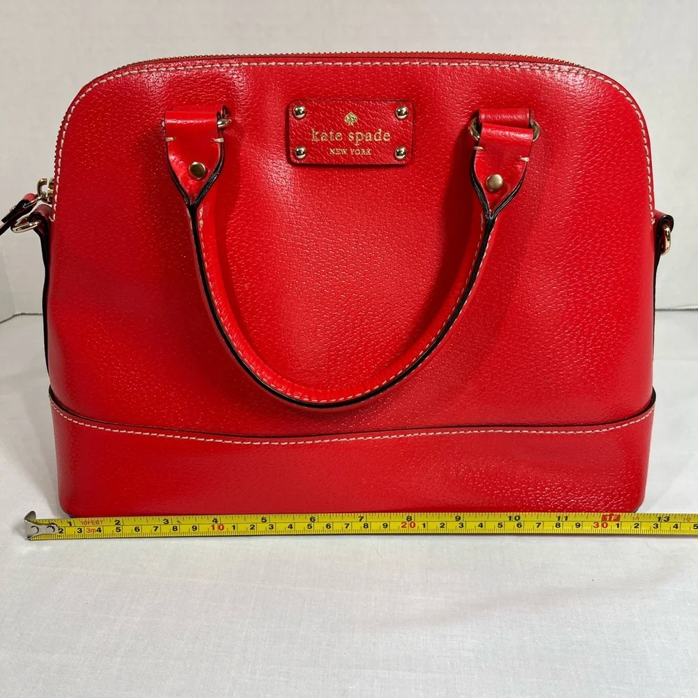 COPY - Kate Spade bag with zipper top. Excellent condition. - Picture 2 of 10